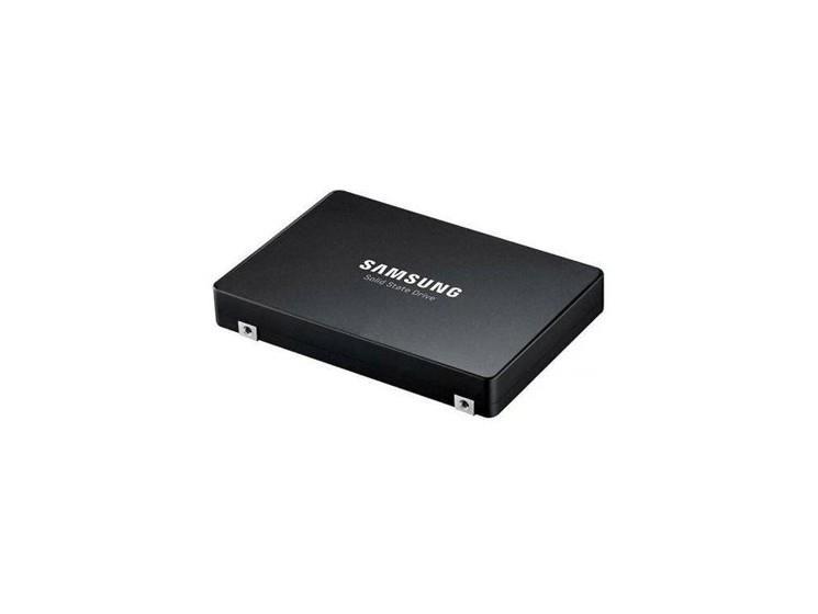 SSD SAMSUNG PM1743 3840 GB PCI Express 5.0 NVMe Yes 2.5" MZWLO3T8HCLS-00A07